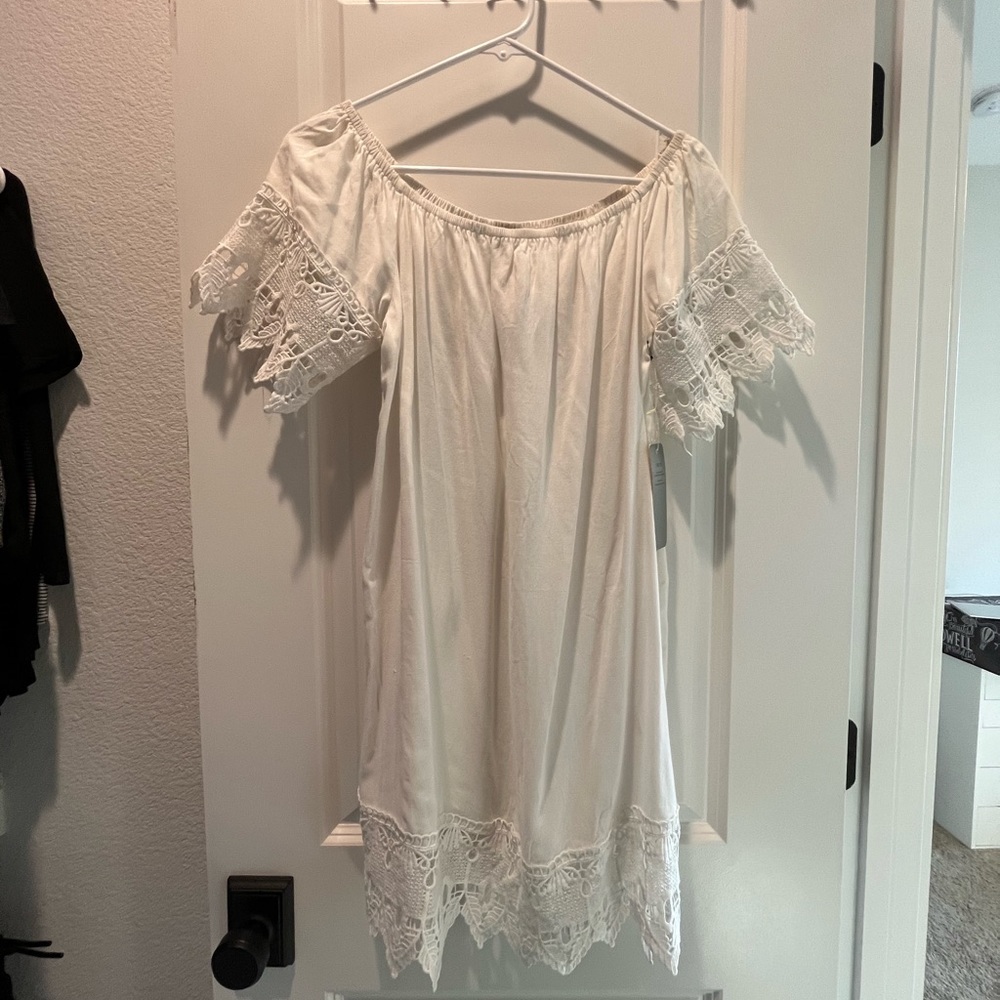 NWT, never worn! Iris off the shoulder white lace dress size M